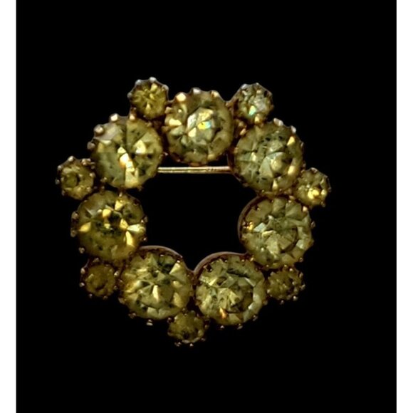 Paste Wreath Brooch Pin Yellow Round Prong Set Rhinestones Gold Tone Setting - Picture 4 of 13